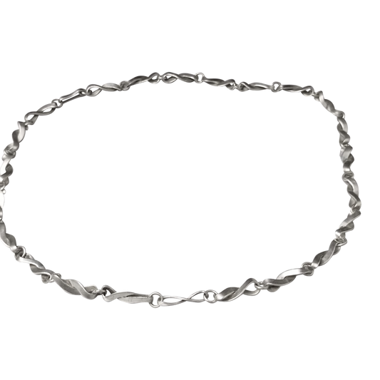 Collar de eslabones infinitos