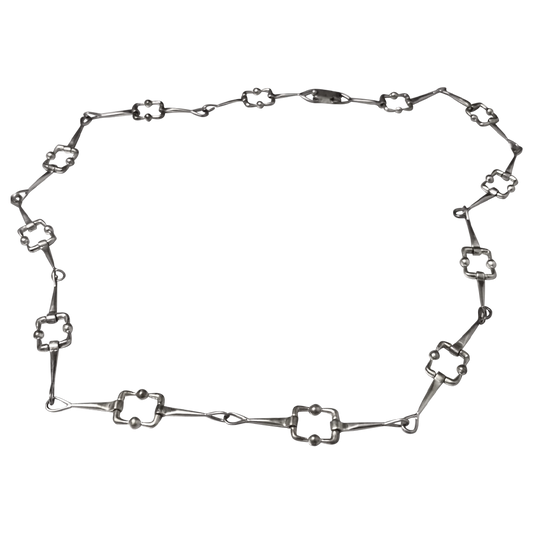 Collar de eslabones cuadrados