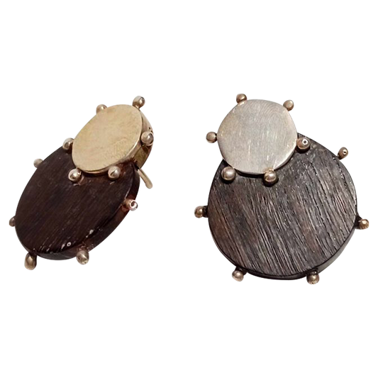 Pendientes de engranaje de madera