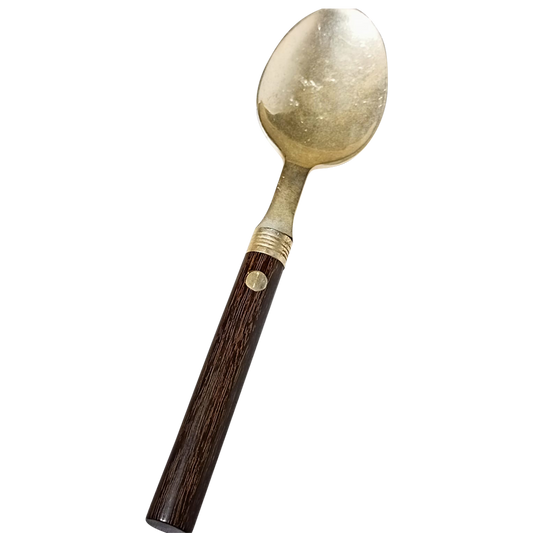 Cuchara con mango de madera