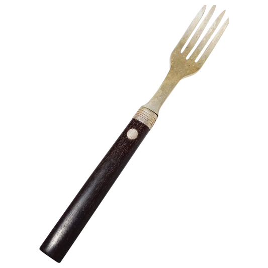 Tenedor con mango de madera
