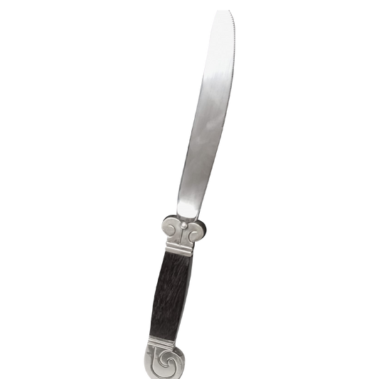 Cuchillo con mango de madera 9