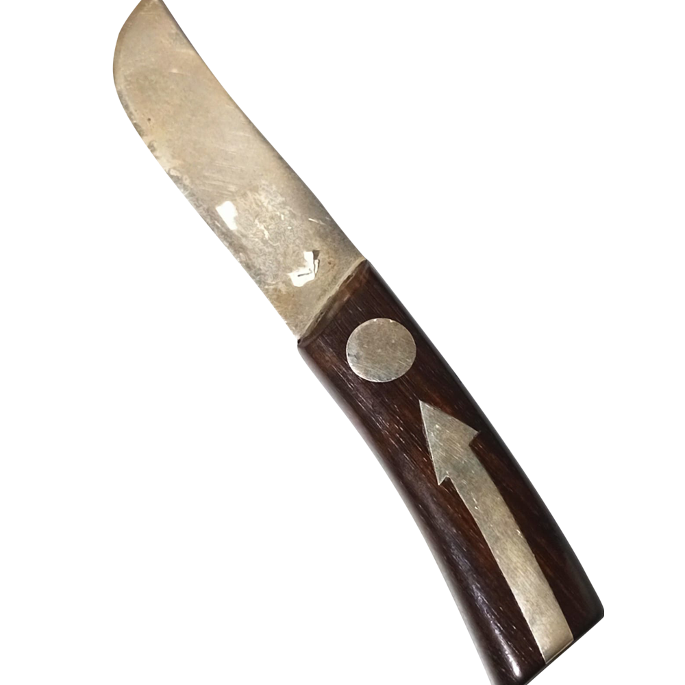 Cuchillo con mango de madera 6